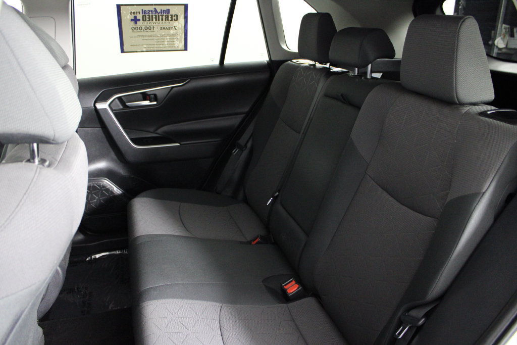 Used 2023 Toyota RAV4 XLE w/ Convenience Package FWD image 20