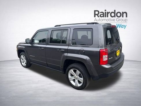 Used 2014 Jeep Patriot Latitude w/ Sun/Sound Group AWD/4WD image 5