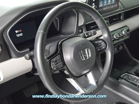 Certified 2025 Honda Pilot EX-L image 26