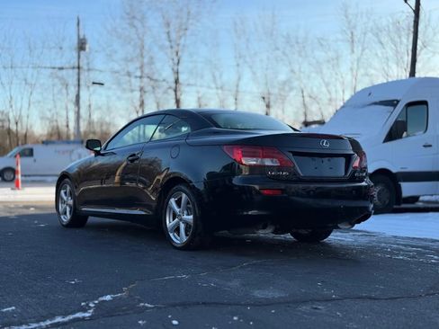 Used 2010 Lexus IS 250C image 4