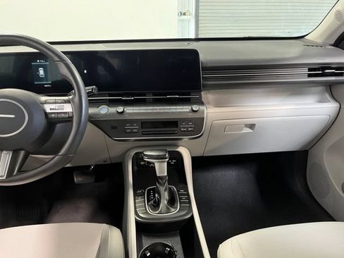Used 2024 Hyundai Kona SEL AWD/4WD image 20