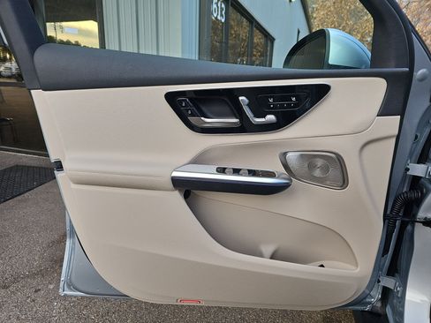 New 2026 Mercedes-Benz GLC 300 image 27