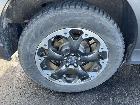 Used 2023 Subaru Crosstrek 2.0i Premium image 29