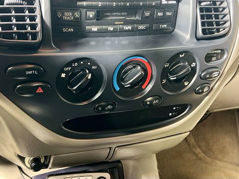 Used 2006 Toyota Tundra Limited image 24