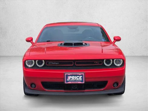 Used 2016 Dodge Challenger R/T Scat Pack RWD image 2