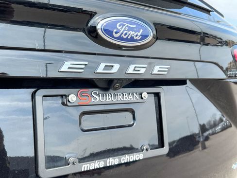Used 2024 Ford Edge Titanium w/ Equipment Group 301A image 34