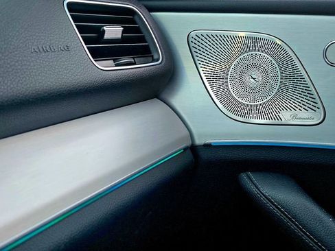 Used 2022 Mercedes-Benz GLE 450 4MATIC image 4