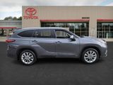 Used 2020 Toyota Highlander Limited image 4