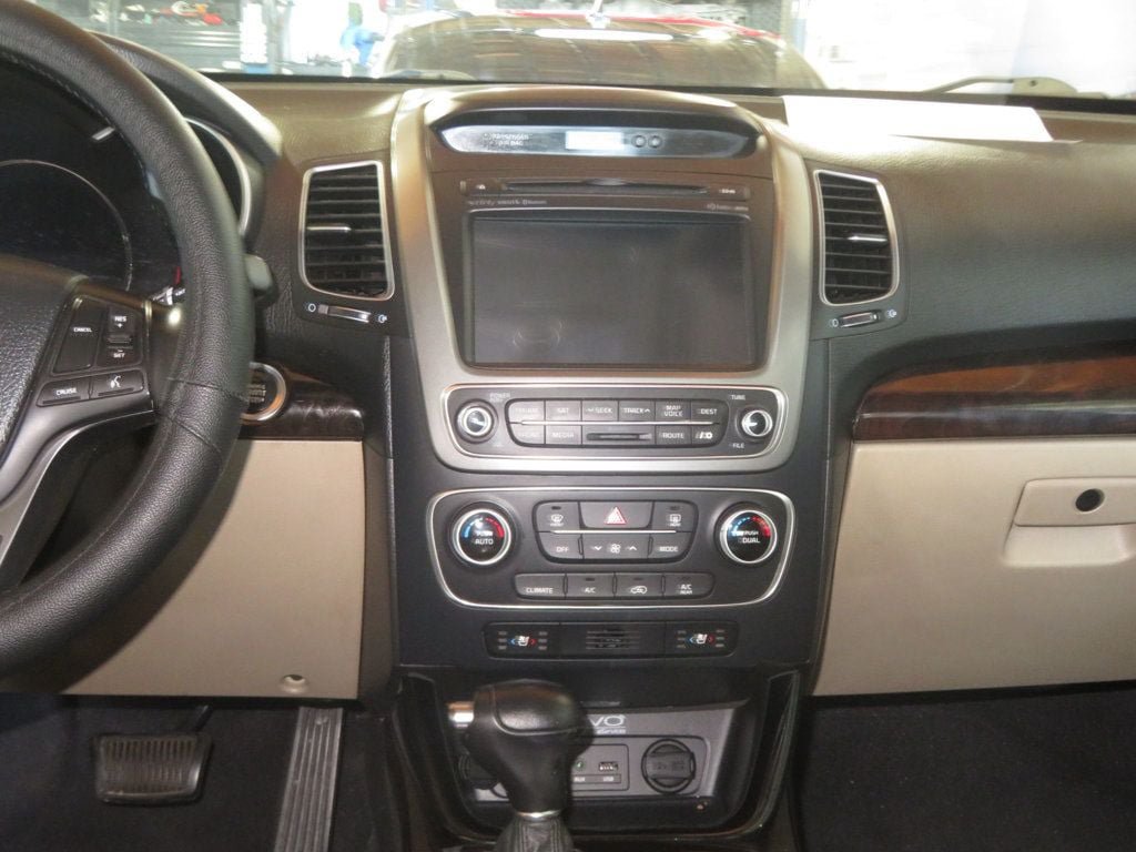 Used 2014 Kia Sorento EX w/ EX V6 Touring Package FWD image 39