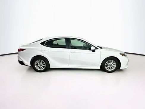 Used 2025 Toyota Camry LE FWD image 10