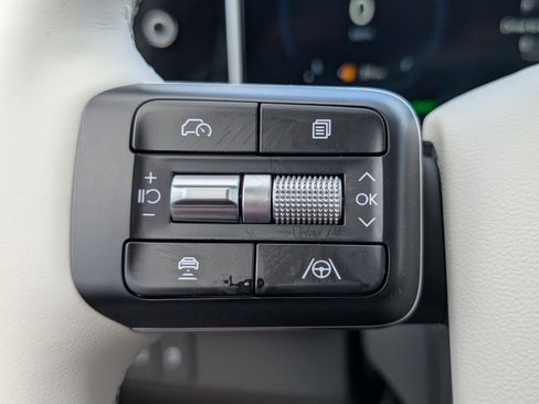 New 2025 Hyundai Santa Fe Calligraphy FWD image 24