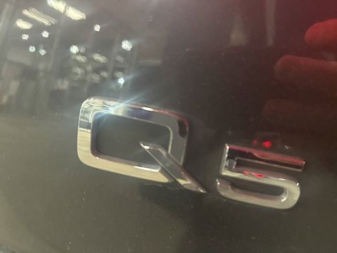 Used 2019 Audi Q5 2.0T Premium Plus w/ Premium Plus Package image 22