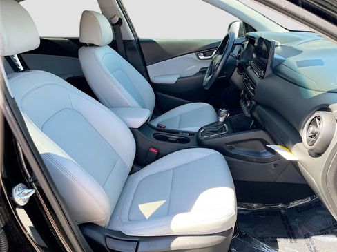 Used 2023 Hyundai Kona Limited AWD/4WD image 29