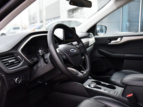Used 2022 Ford Escape SEL AWD/4WD image 11