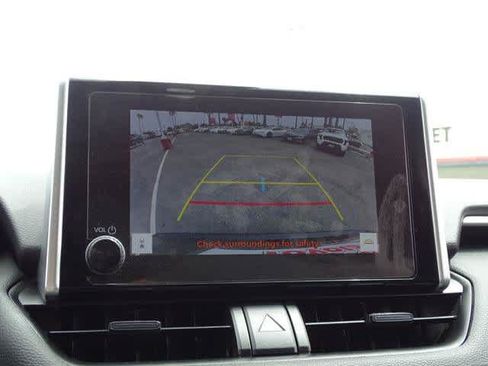 Certified 2023 Toyota RAV4 XLE w/ Convenience Package FWD image 29