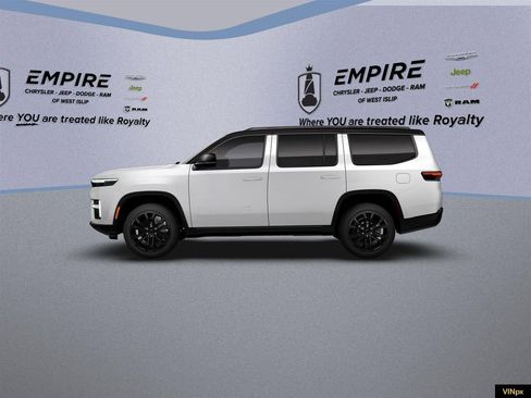 New 2026 Jeep Grand Wagoneer Summit image 3