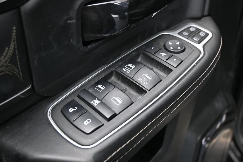 Used 2023 RAM 2500 Limited AWD/4WD image 14