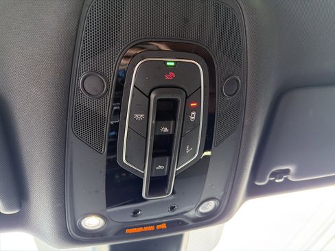 Certified 2023 Audi Q5 e Premium Plus w/ Premium Plus Package image 7