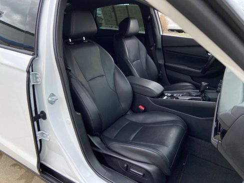 Used 2023 Honda Accord Sport image 19