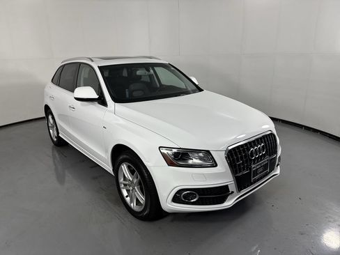 Used 2016 Audi Q5 3.0T Premium Plus AWD/4WD image 32