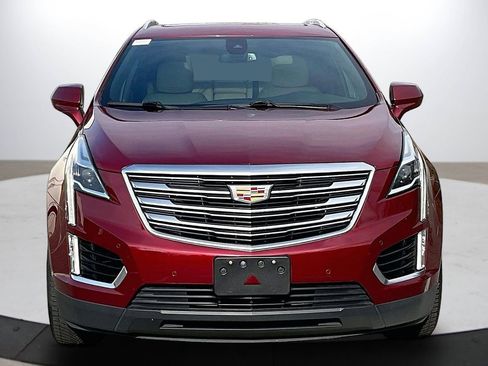 Used 2017 Cadillac XT5 Luxury w/ Driver Awareness Package image 3