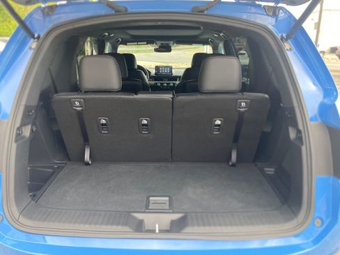 Used 2025 Honda Pilot TrailSport image 23