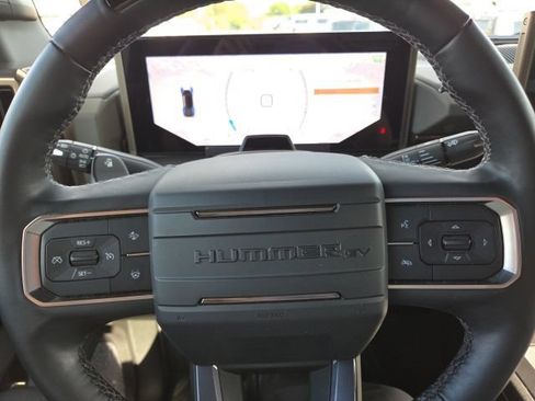 Used 2025 GMC Hummer EV 3X w/ Battery Pack, 24 Module Pack AWD/4WD image 38