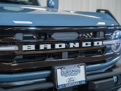 Certified 2025 Ford Bronco Outer Banks AWD/4WD image 10