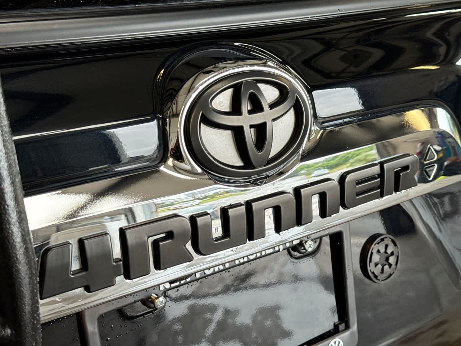 Used 2021 Toyota 4Runner Limited AWD/4WD image 19