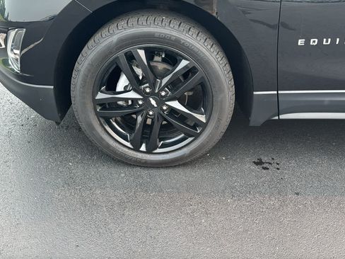 Certified 2020 Chevrolet Equinox LT w/ Midnight Edition AWD/4WD image 33