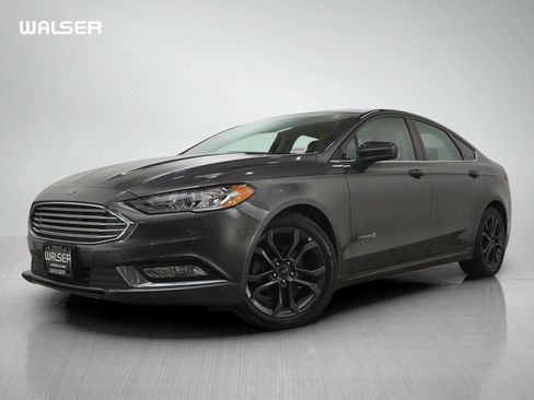 Used 2018 Ford Fusion SE w/ Equipment Group 601A image 1