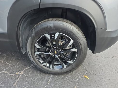 Used 2023 Chevrolet TrailBlazer LT image 21