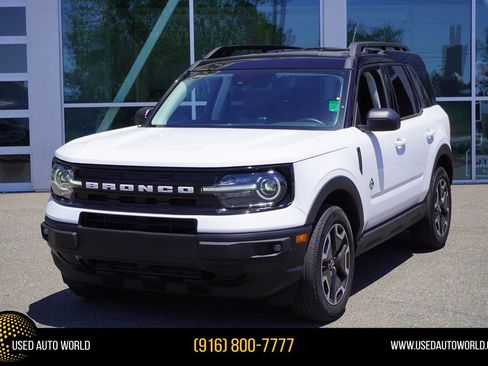 Used 2022 Ford Bronco Sport Outer Banks w/ Tech Package AWD/4WD image 1