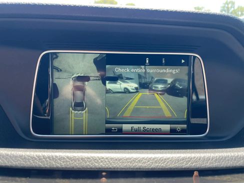 Used 2014 Mercedes-Benz E 350 Sedan image 28