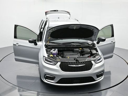New 2026 Chrysler Pacifica Select image 42