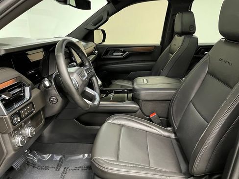 Used 2026 GMC Yukon XL Denali w/ Sun & Power Step Package AWD/4WD image 21