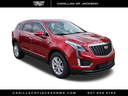 New 2025 Cadillac XT5 Luxury image 15