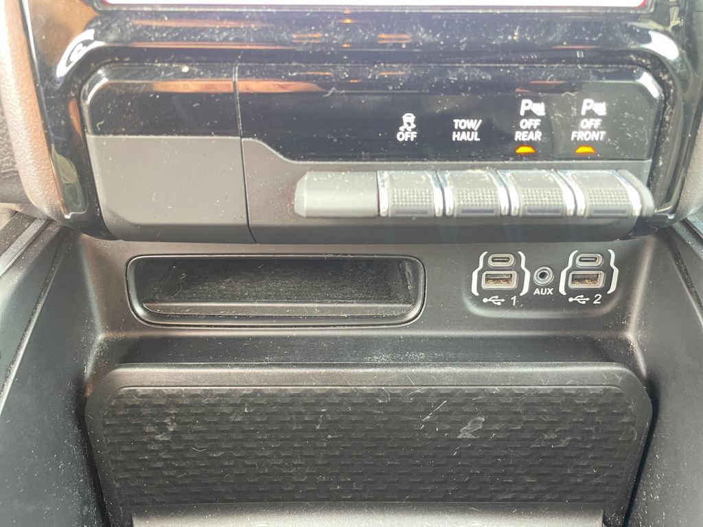 Used 2023 RAM 1500 Big Horn AWD/4WD image 40