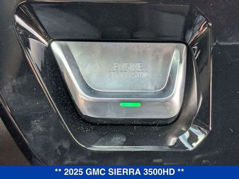 New 2025 GMC Sierra 3500 Denali w/ Denali Reserve Package image 29