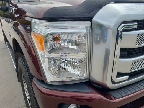 Used 2015 Ford F250 Platinum w/ Snow Plow Prep Package AWD/4WD image 26