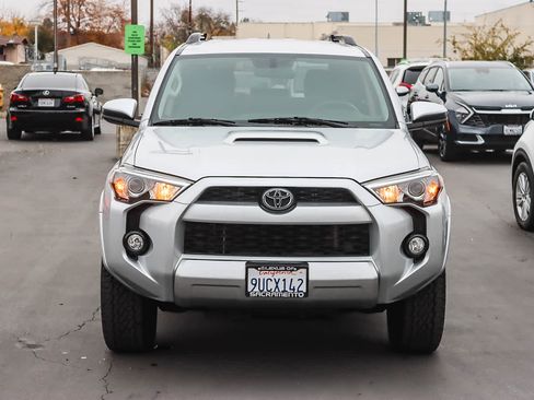 Used 2019 Toyota 4Runner TRD Off-Road image 6