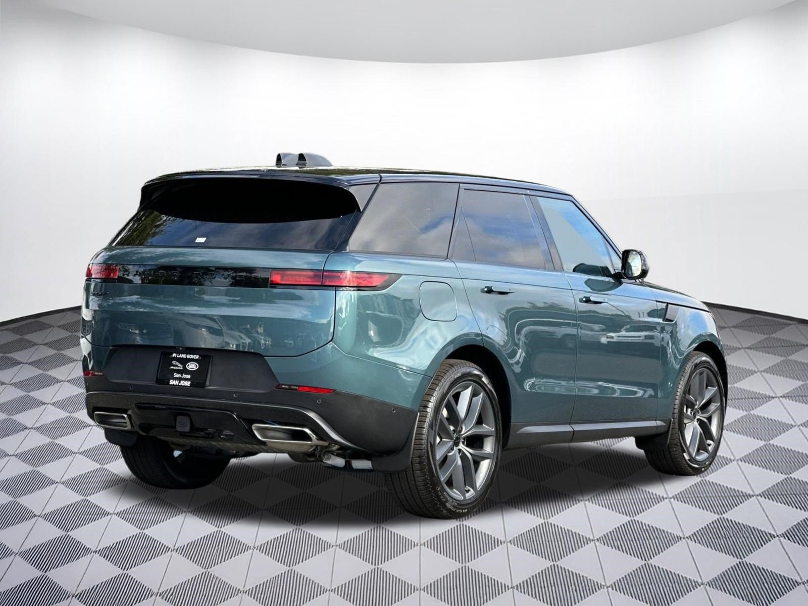 New 2026 Land Rover Range Rover Sport SE AWD/4WD image 9