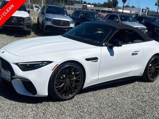 Used 2022 Mercedes-Benz SL 63 AMG 4MATIC video 1