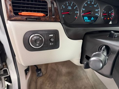 Used 2012 Chevrolet Impala LT w/ LT Sunroof Package FWD image 15