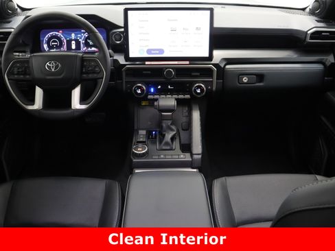 Used 2025 Toyota 4Runner Limited image 32