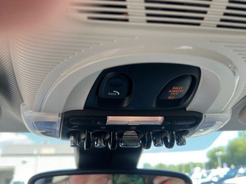 Used 2023 MINI Cooper SE FWD image 23