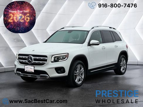 Used 2020 Mercedes-Benz GLB 250 4MATIC w/ Premium Package image 1