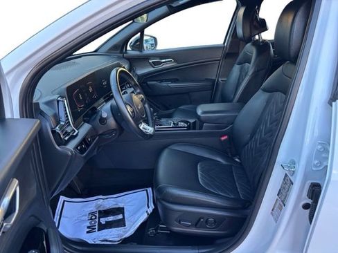 Certified 2023 Kia Sportage X-Line image 10