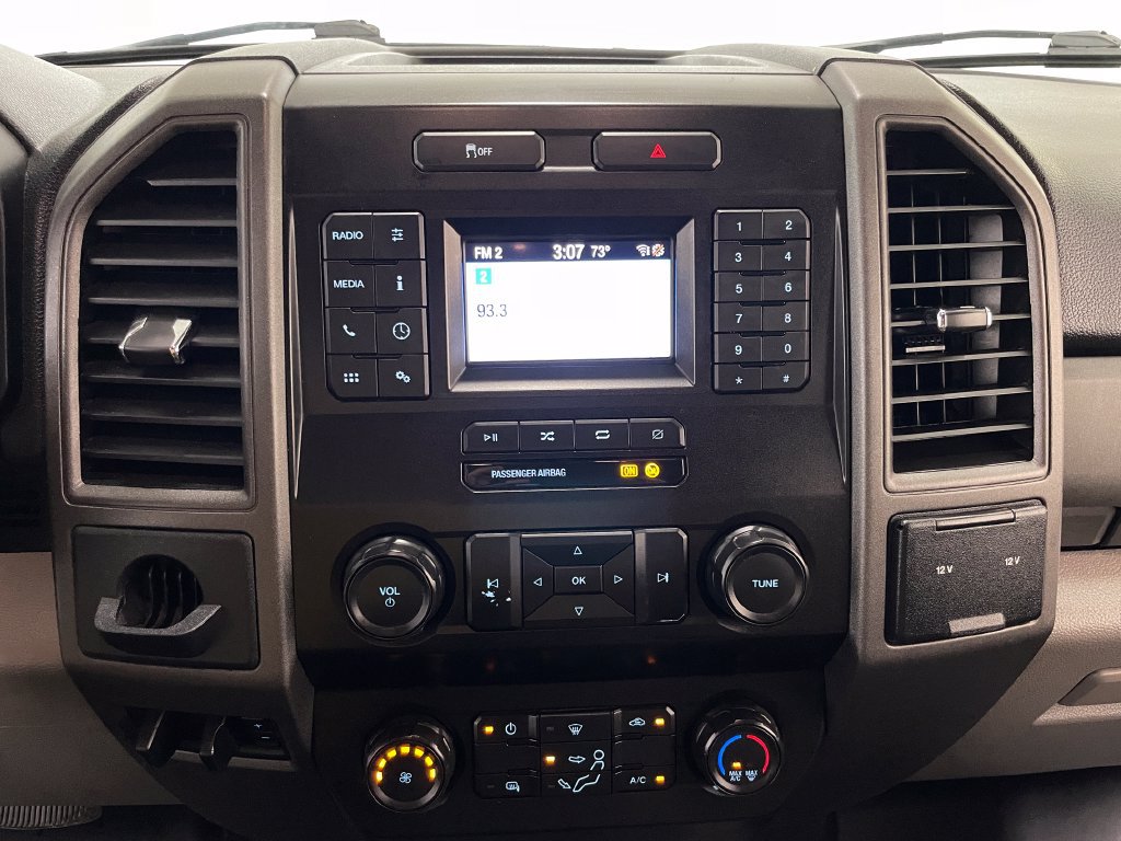 Used 2020 Ford F250 XL w/ Power Equipment Group RWD image 3