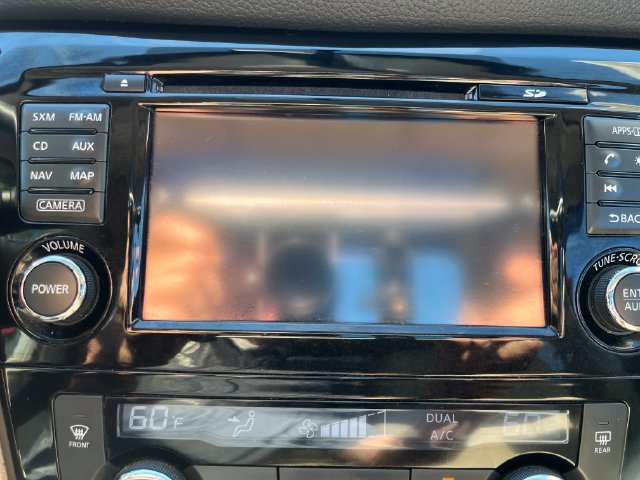 Used 2016 Nissan Rogue SL w/ SL Premium Package AWD/4WD image 35